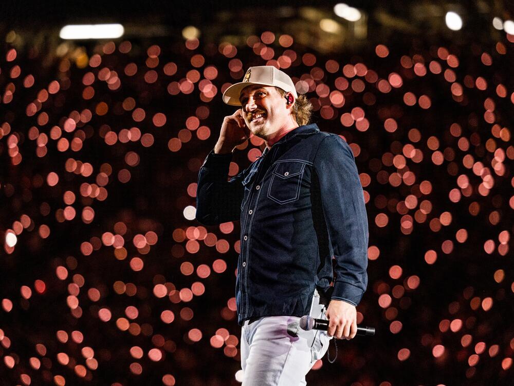For the fifth consecutive week, Morgan Wallen's <em>I'm the Problem</em> tops the <em>Billboard</em> 200 albums chart.