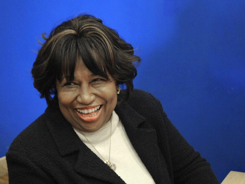 Then-Chicago mayoral candidate Carol Moseley Braun talks to a reporter at Yolk restaurant in Chicago on Tuesday, Feb. 22, 2011.