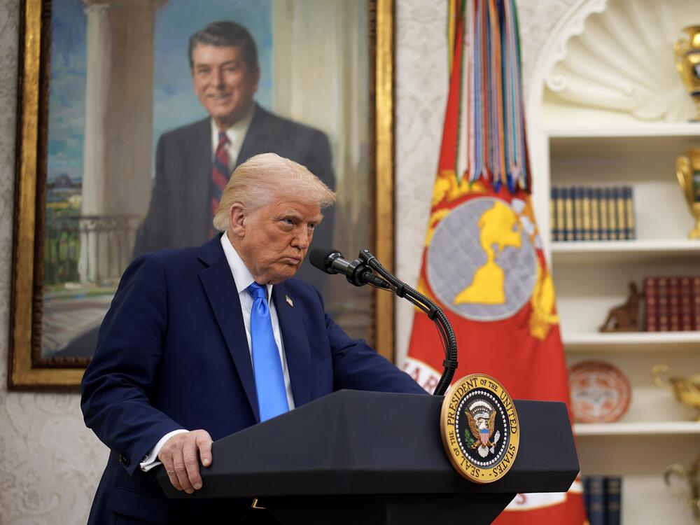 President Trump announces that his administration has reached a deal with elite law firm Skadden, Arps, Slate, Meagher & Flom during a swearing-in ceremony in the Oval Office in March 2025.