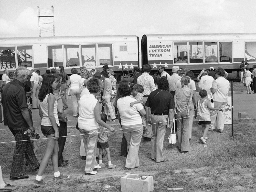 The American Freedom Train in Archbold, Ohio, on June 20, 1975. Locals waited in line up to six hours to see it.