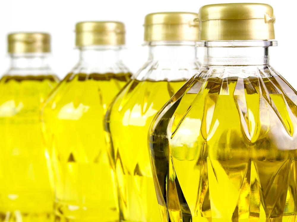 Seed oils, commonly called vegetable oils, are extracted from the seeds of plants.