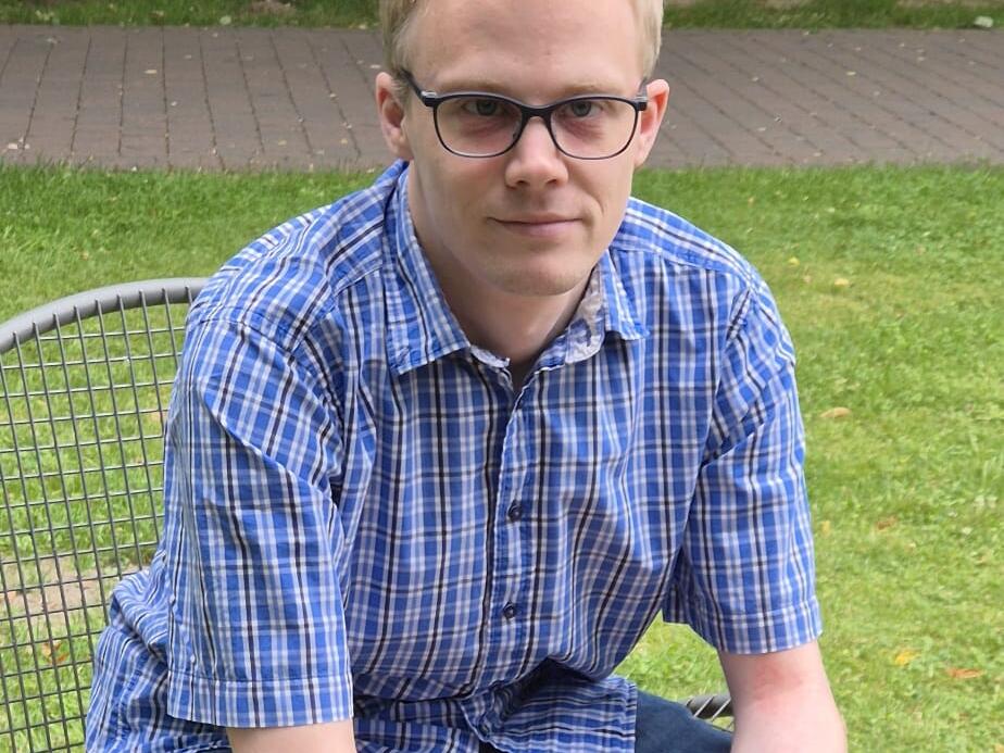 After spending 13 years on antidepressants, Sven Huber, from western Germany, had lasting problems after stopping the drugs.
