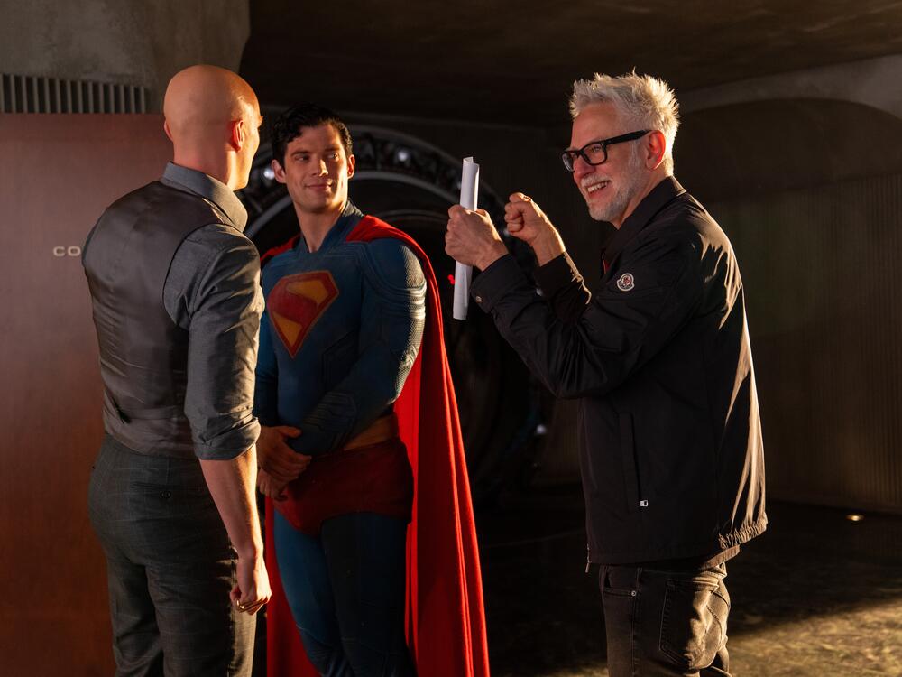 (L to R) Nicholas Hoult as Lex Luthor, David Corenswet as Superman, and director James Gunn in Warner Bros. Pictures' Superman, a Warner Bros. Pictures release.