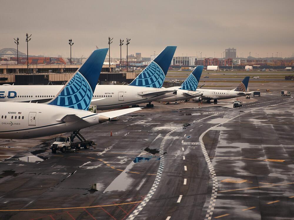 Planes are parked at Newark Liberty International Airport on May 6. Hundreds of flights were delayed or canceled because of equipment malfunctions at the facility that handles traffic around the airport.