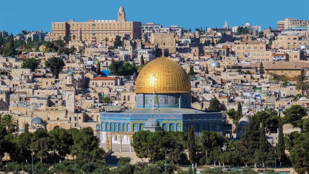 The Holy Land, Israelis and Palestinians Today: asset-mezzanine-16x9