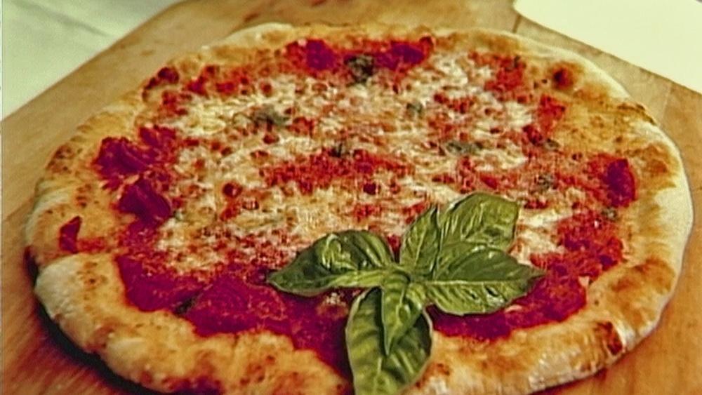 Pizza Margherita with Roberto Donna: asset-mezzanine-16x9
