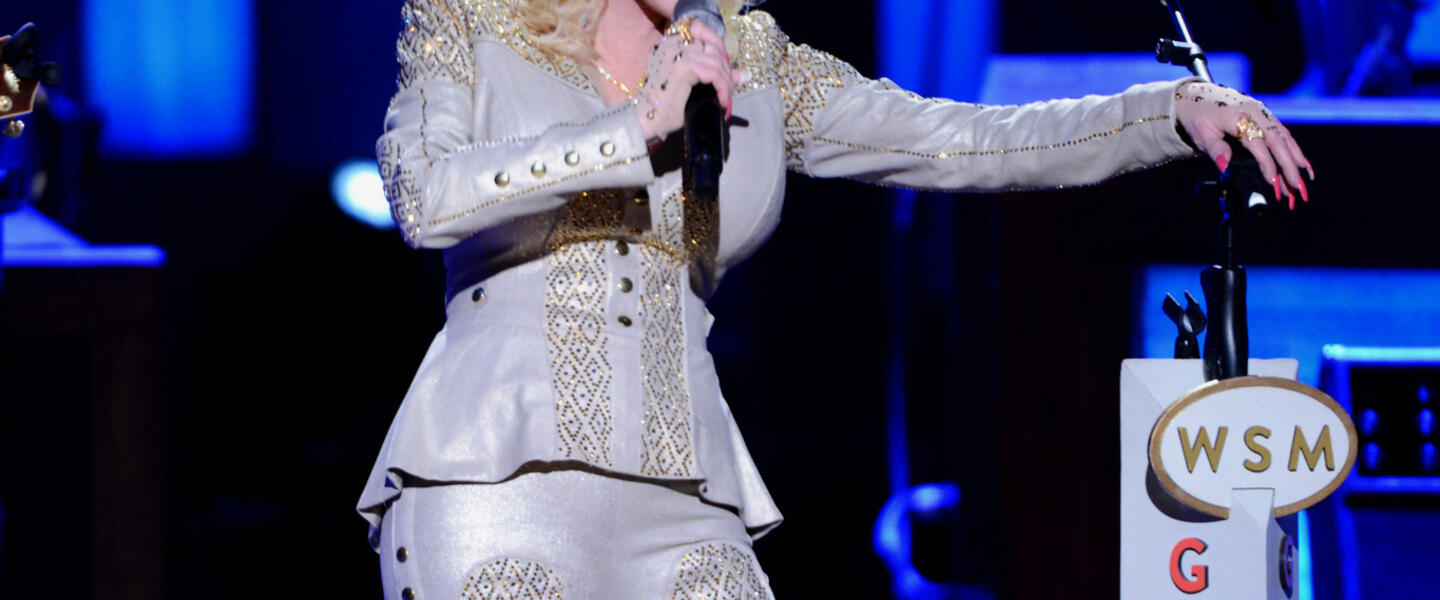 Dolly Parton on stage.