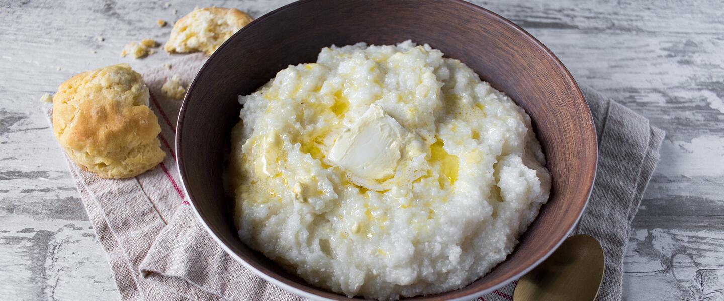 bowl of grits