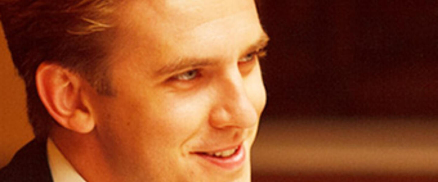 Cousin Matthew a.k.a actor Dan Stevens is hinting that he may be leaving Downton. Cousin Matthew a.k.a actor Dan Stevens is hinting that he may be leaving Downton.