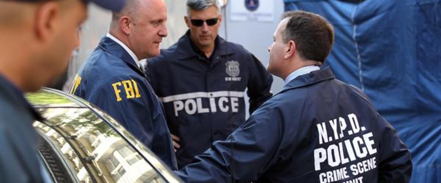 Criminal Investigators Earn on Average $74,300 per year