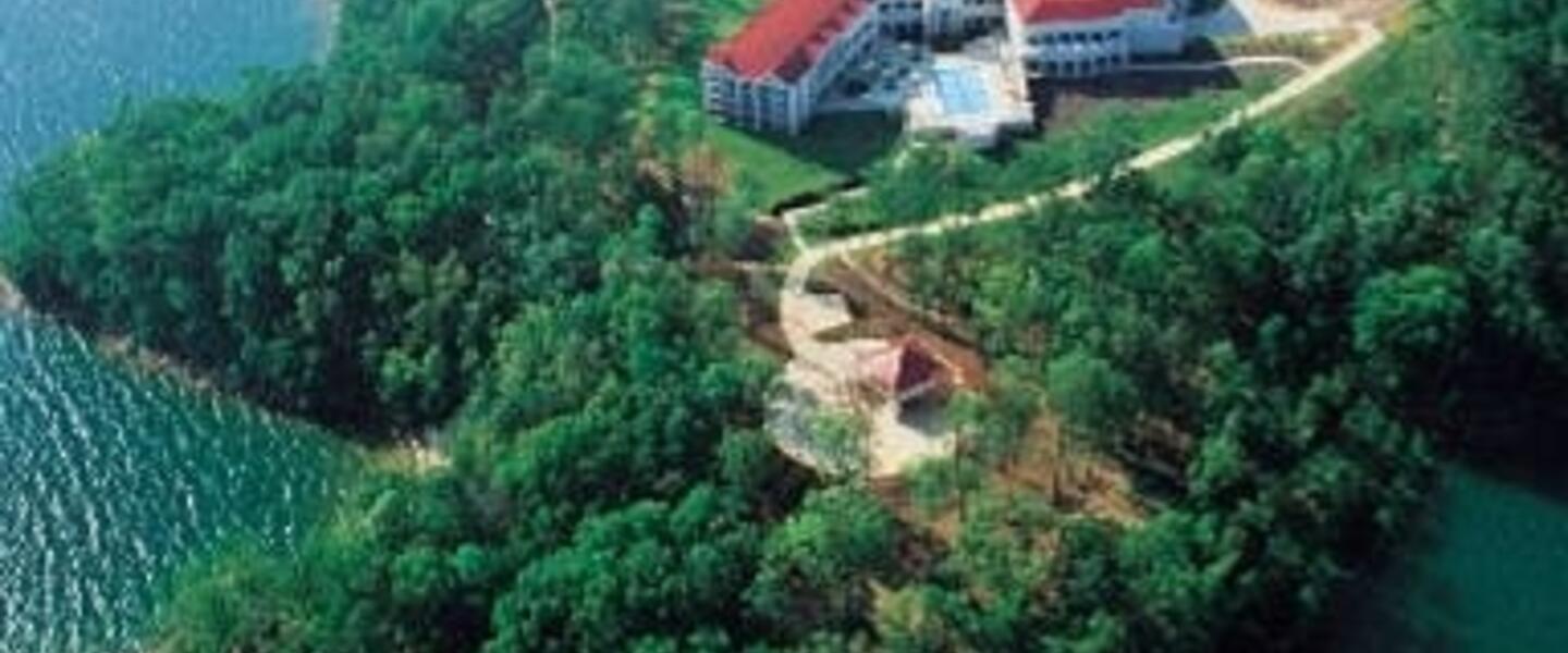 Spring & Summer Mean Jobs @ Lake Lanier Islands Spring & Summer Mean Jobs @ Lake Lanier Islands