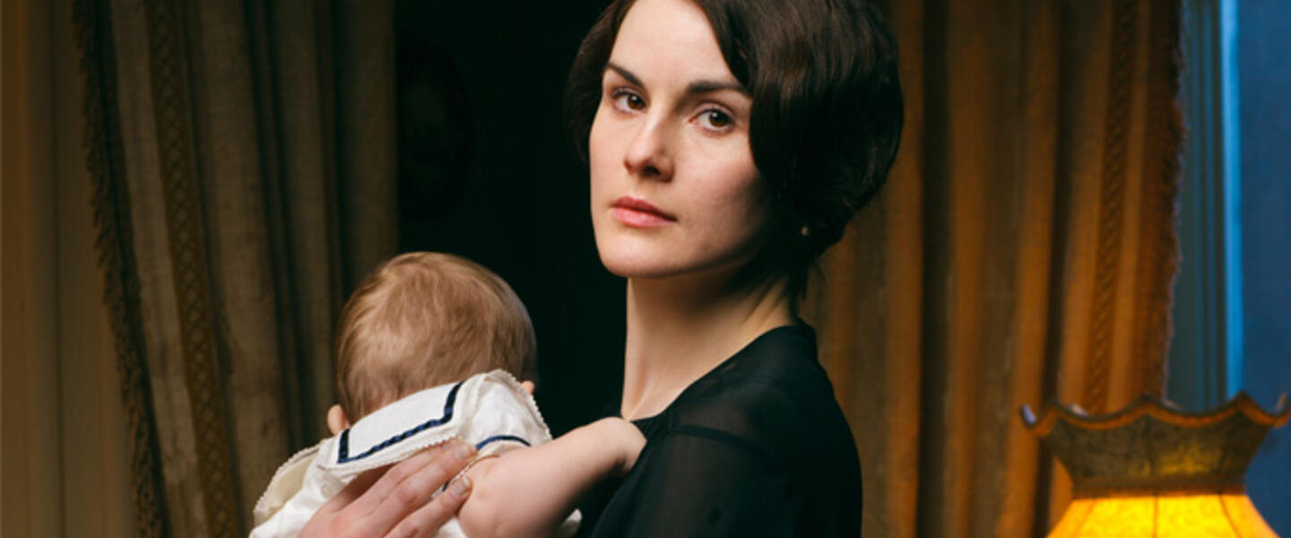 Downton Abbey season 4 will air in the us on January 5, 2014. Downton Abbey season 4 will air in the us on January 5, 2014.