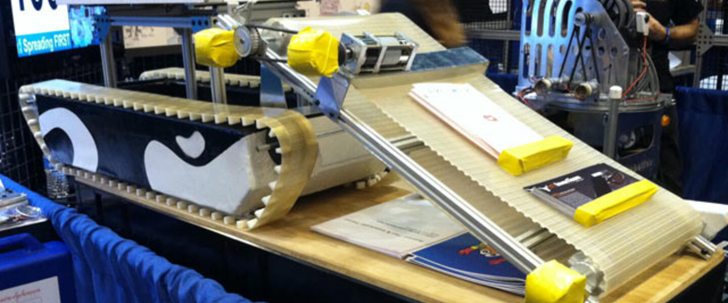 ORCA, the Oil Recovery and Capture Robot, built by the Kell Robotics Team. (Photo: Popular Mechanics, Hearst Communications) ORCA, the Oil Recovery and Capture Robot, built by the Kell Robotics Team. (Photo: Popular Mechanics, Hearst Communications)