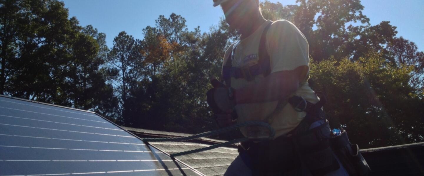 A proposed new law would generate more solar power from Georgia rooftops