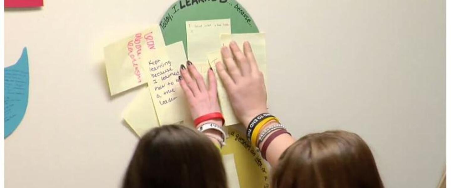 Student's Real Time Lesson Feedback in Sarah Brown Wessling's Classroom