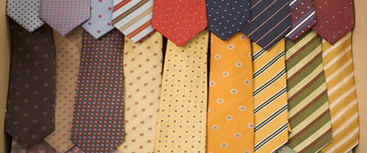 The color of your clothes during an interview say more than you know! The color of your clothes during an interview say more than you know!