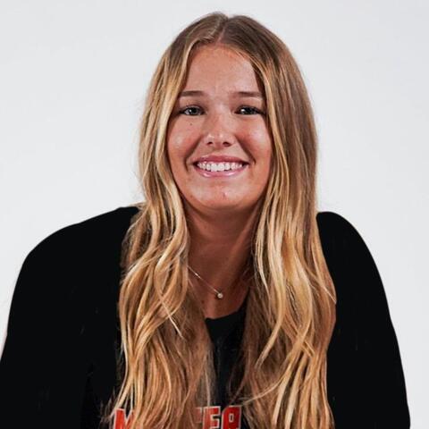 Carly Lenhardt