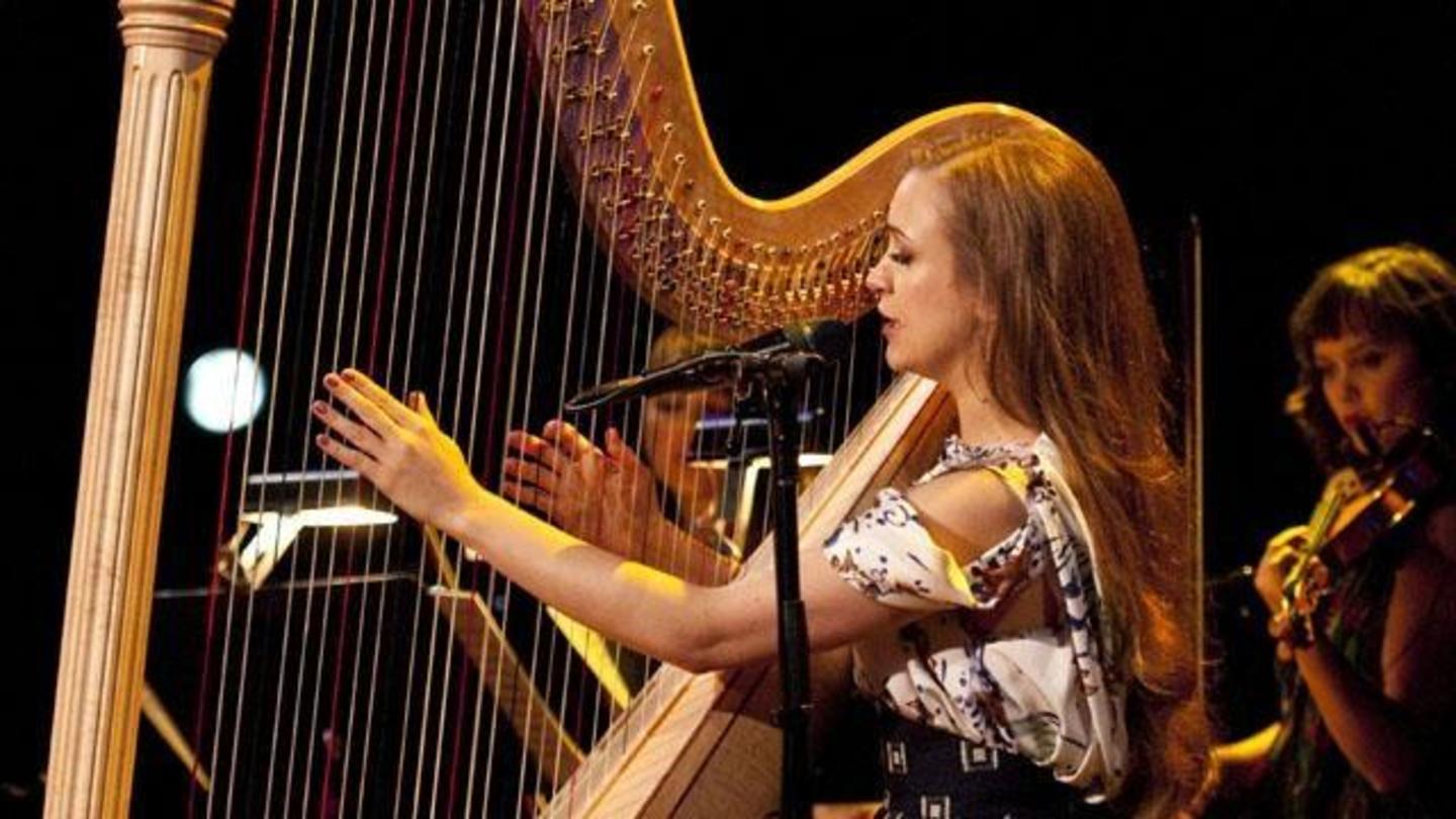 Fleet Foxes / Joanna Newsom: asset-mezzanine-16x9