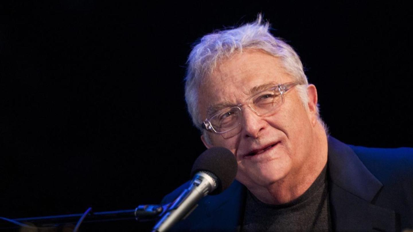 Randy Newman: asset-mezzanine-16x9