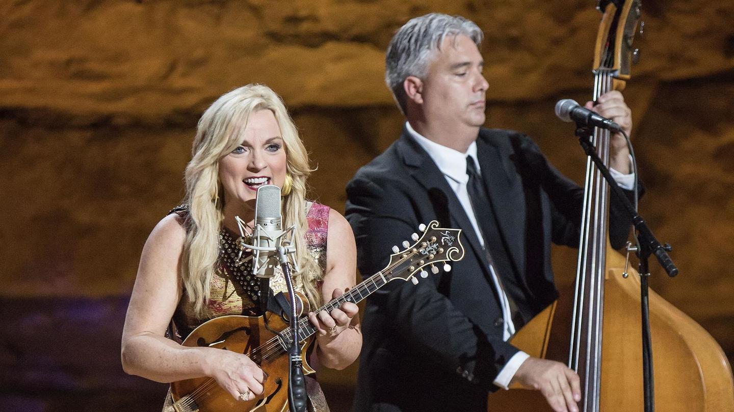 Rhonda Vincent & The Rage: asset-mezzanine-16x9