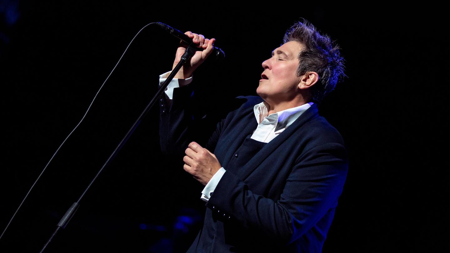 k.d. lang – Landmarks Live in Concert: asset-mezzanine-16x9