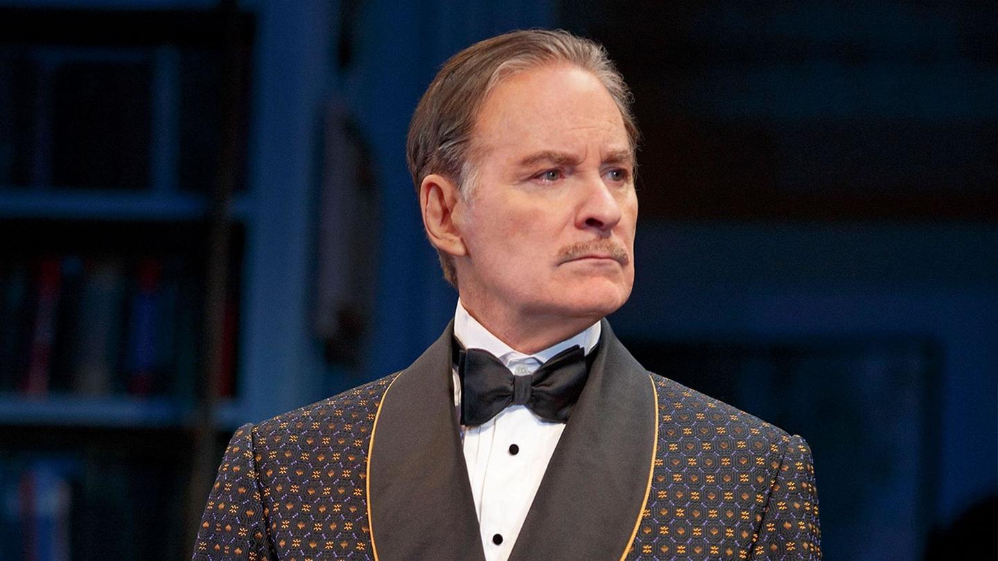 Noël Coward’s Present Laughter: asset-mezzanine-16x9