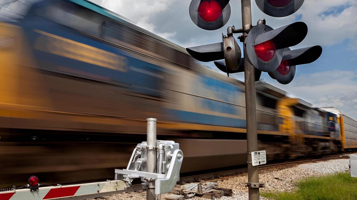 Why Trains Crash: asset-mezzanine-16x9