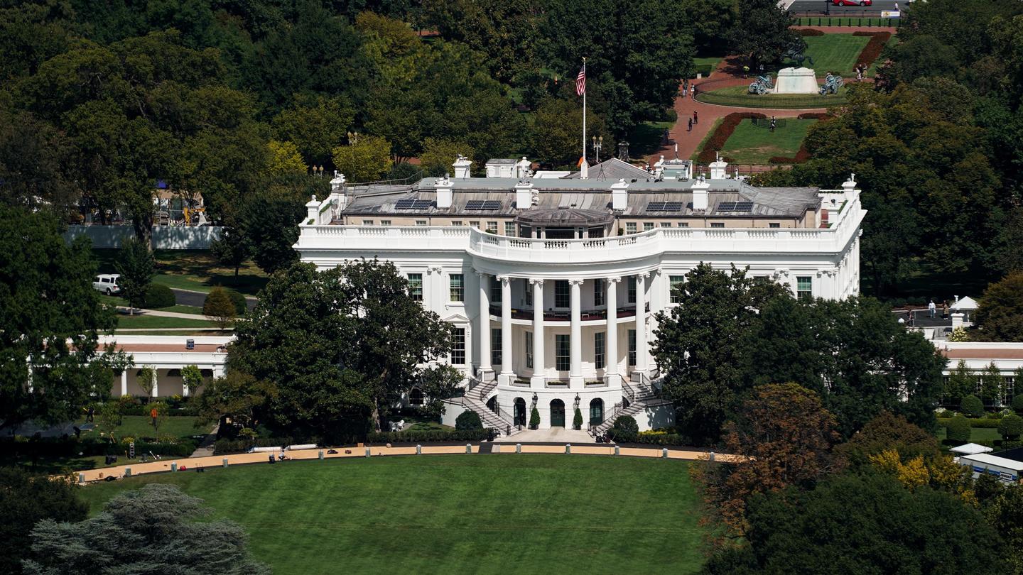 September 19, 2019 - PBS NewsHour full episode: asset-mezzanine-16x9