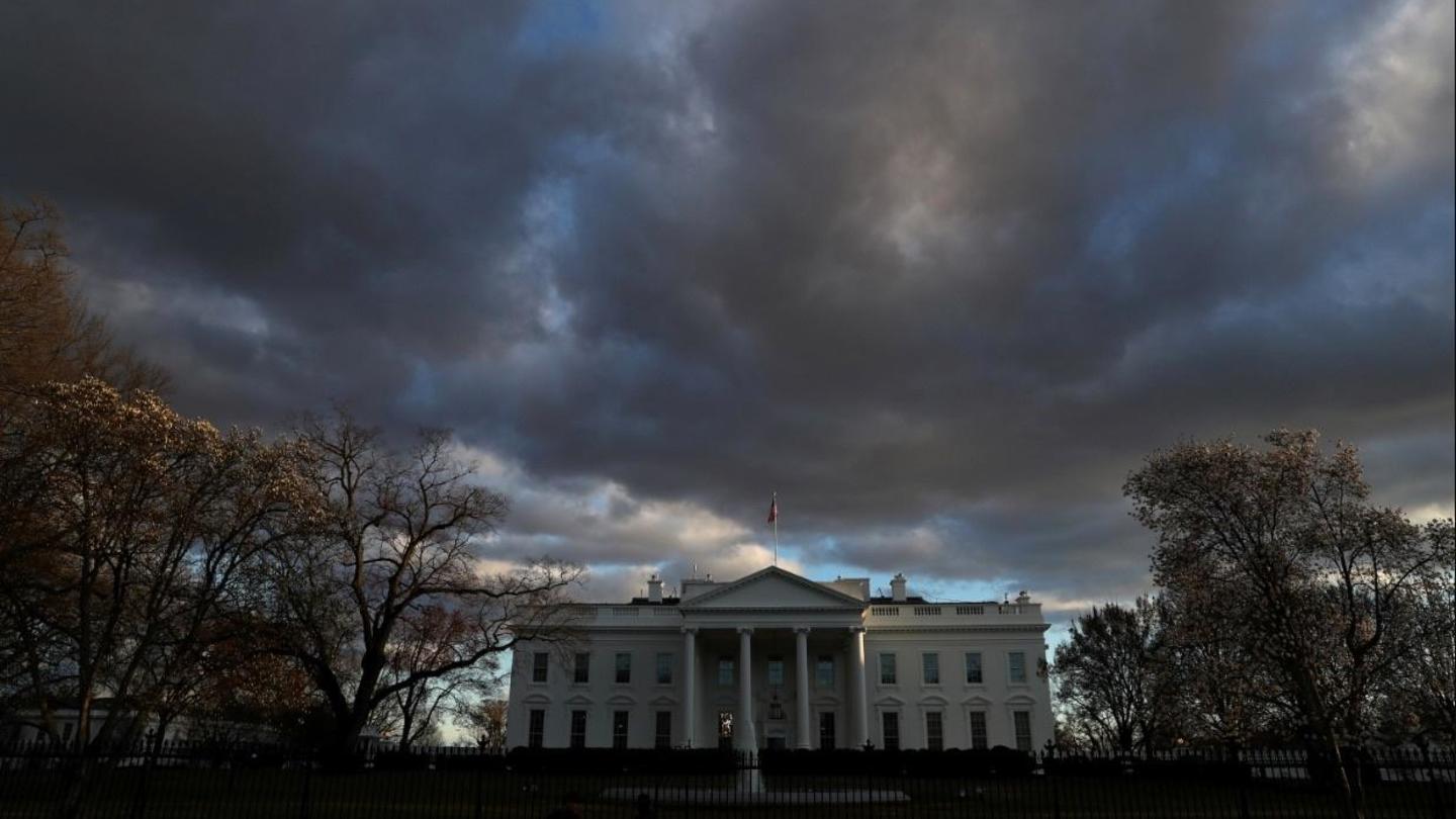 May 21, 2019 - PBS NewsHour full episode: asset-mezzanine-16x9
