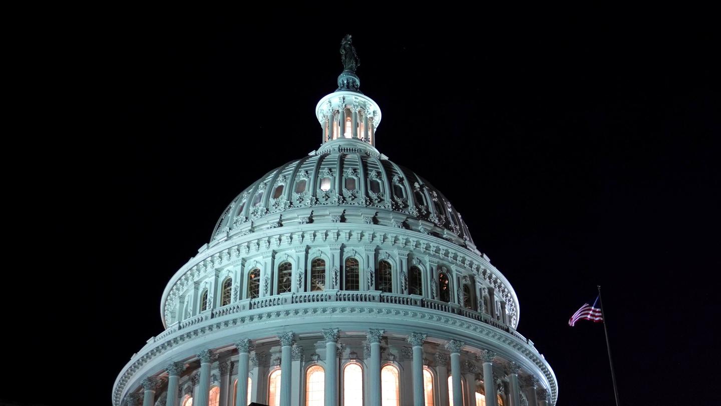 February 6, 2019 - PBS NewsHour full episode: asset-mezzanine-16x9