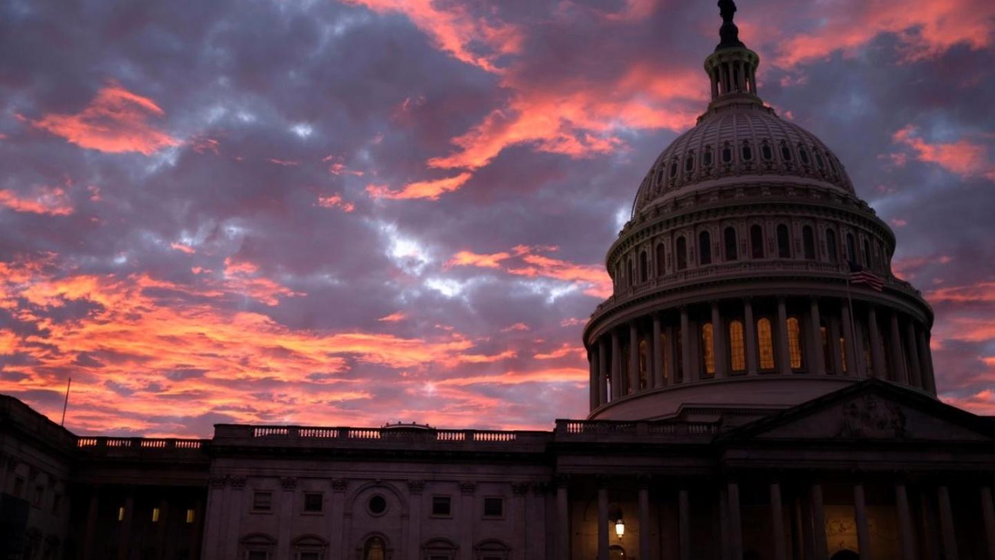 February 5, 2019 - PBS NewsHour full episode: asset-mezzanine-16x9