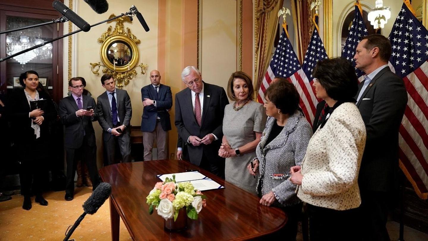 January 26, 2019 - PBS NewsHour Weekend full episode: asset-mezzanine-16x9