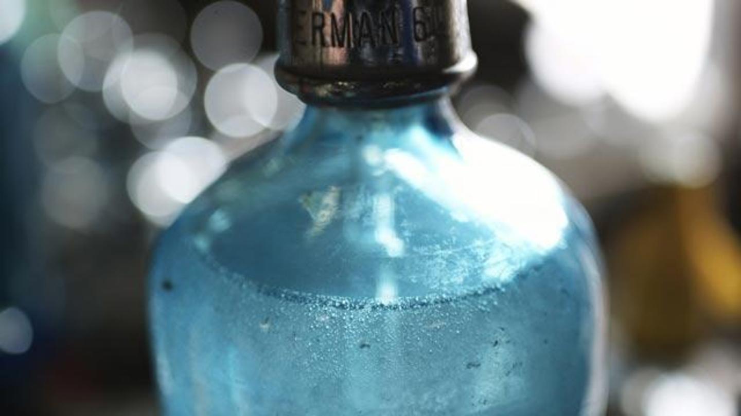 2012 Festival | Seltzer Works: asset-mezzanine-16x9