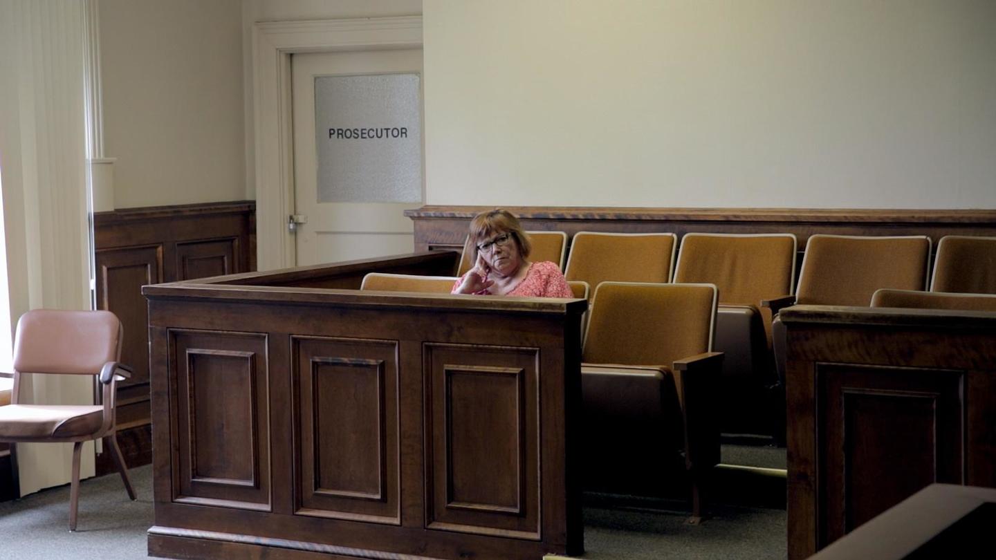 Lindy Lou, Juror Number 2: asset-mezzanine-16x9