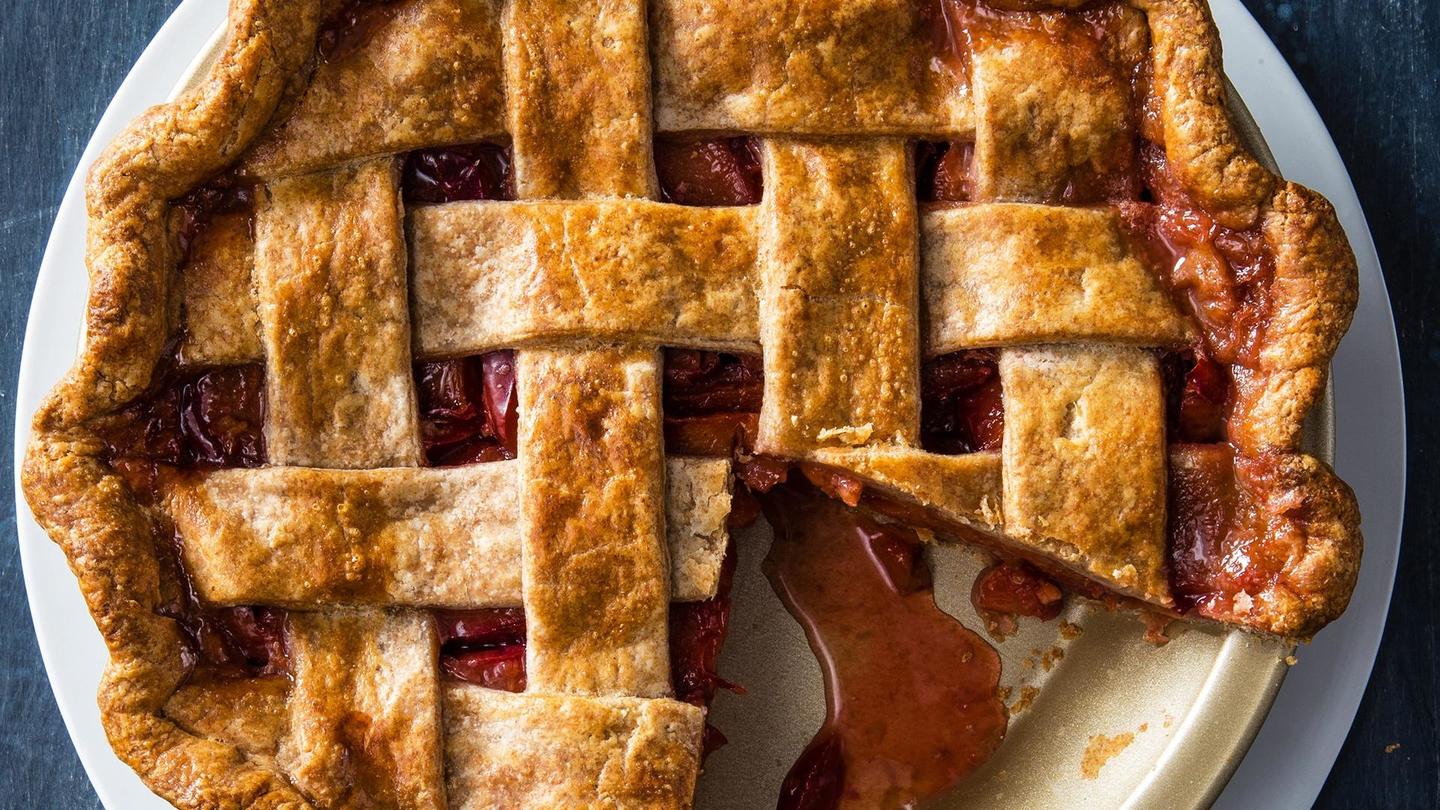 Plum and Pear Desserts: asset-mezzanine-16x9