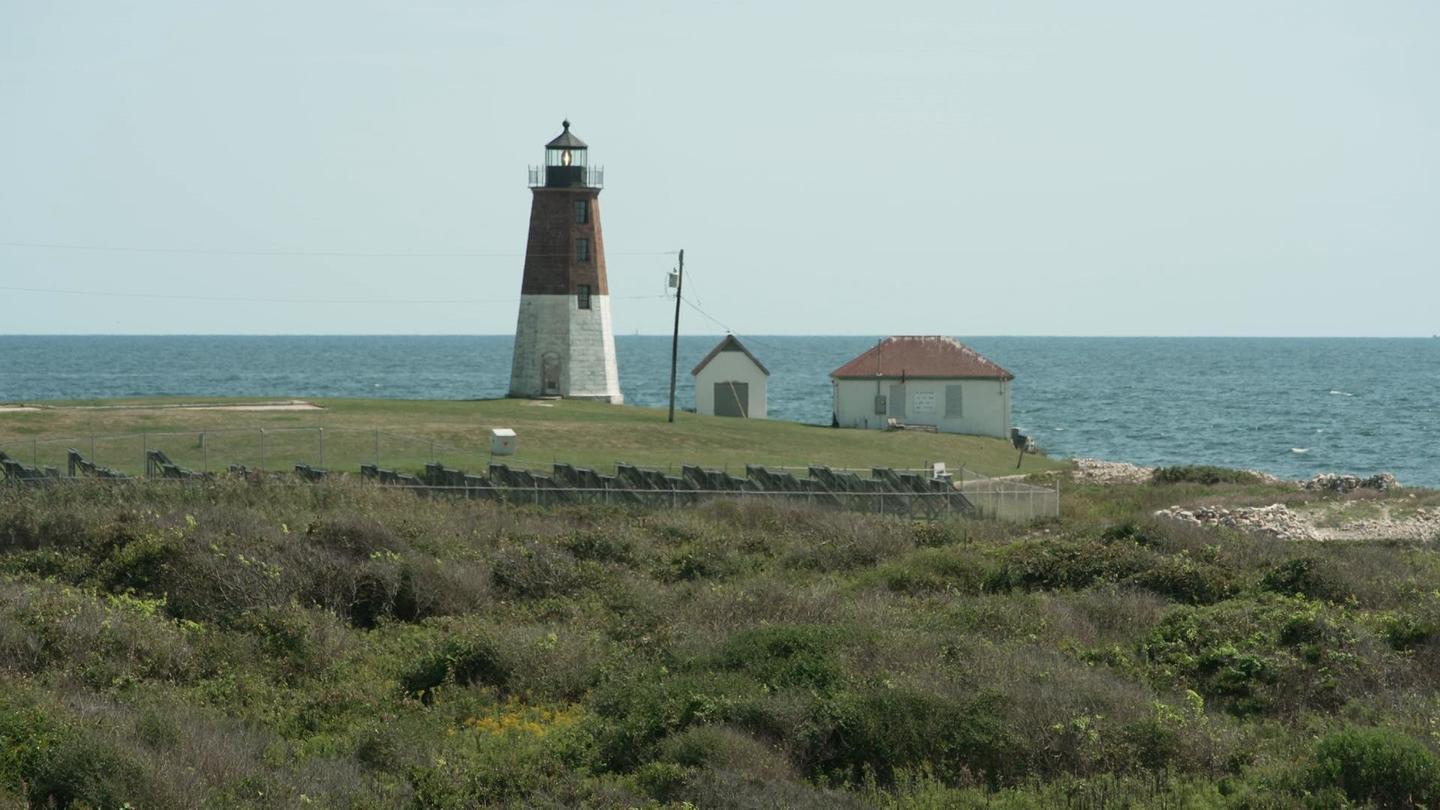 E8 | Seaside Victorian Cottage | Back to Narragansett: asset-mezzanine-16x9