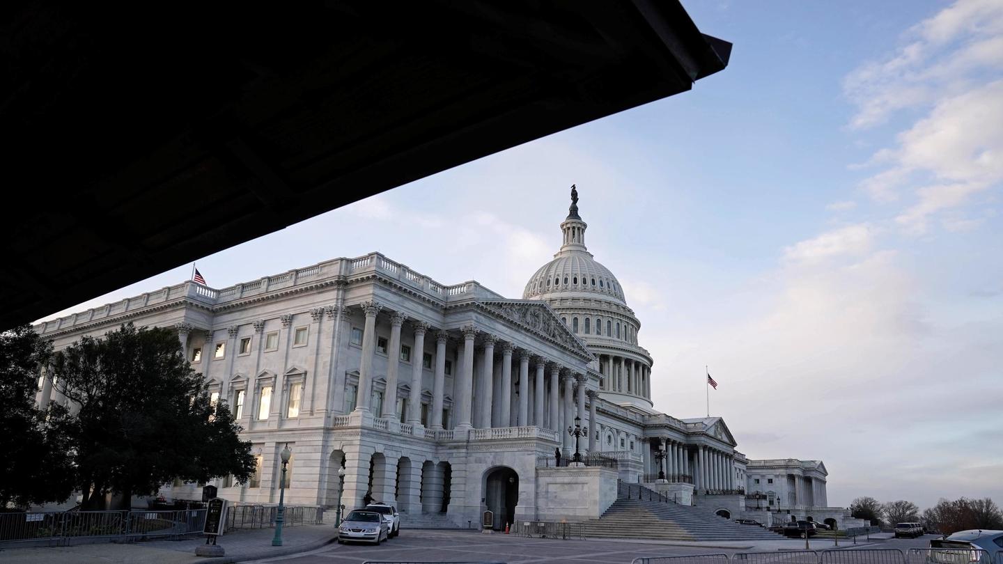 December 22, 2020 - PBS NewsHour full episode: asset-mezzanine-16x9