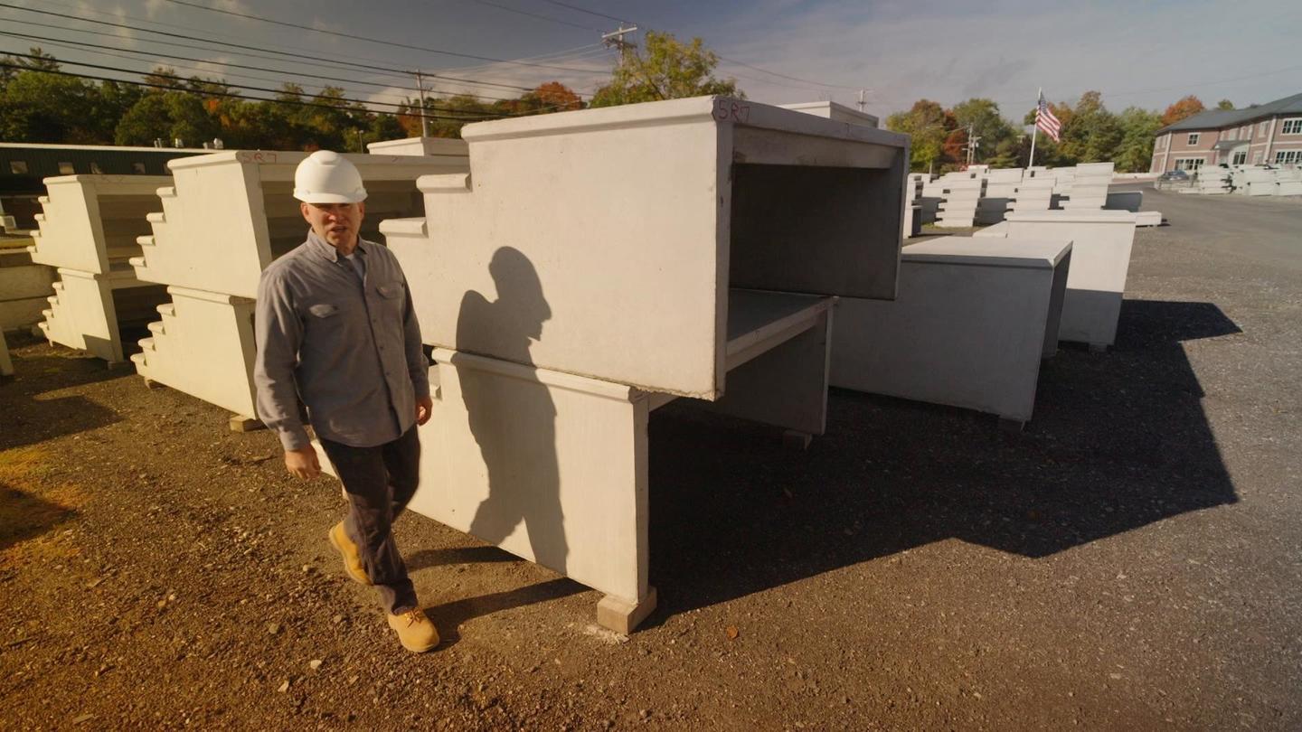 E14 | Precast Concrete, New Lamppost | Ask This Old House: asset-mezzanine-16x9