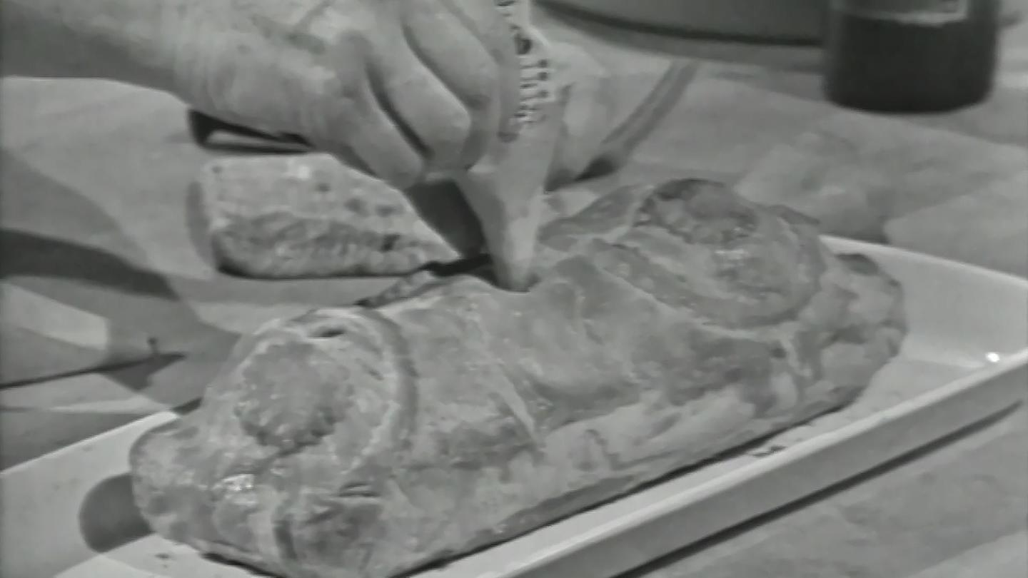 Filet Of Beef Wellington: asset-mezzanine-16x9