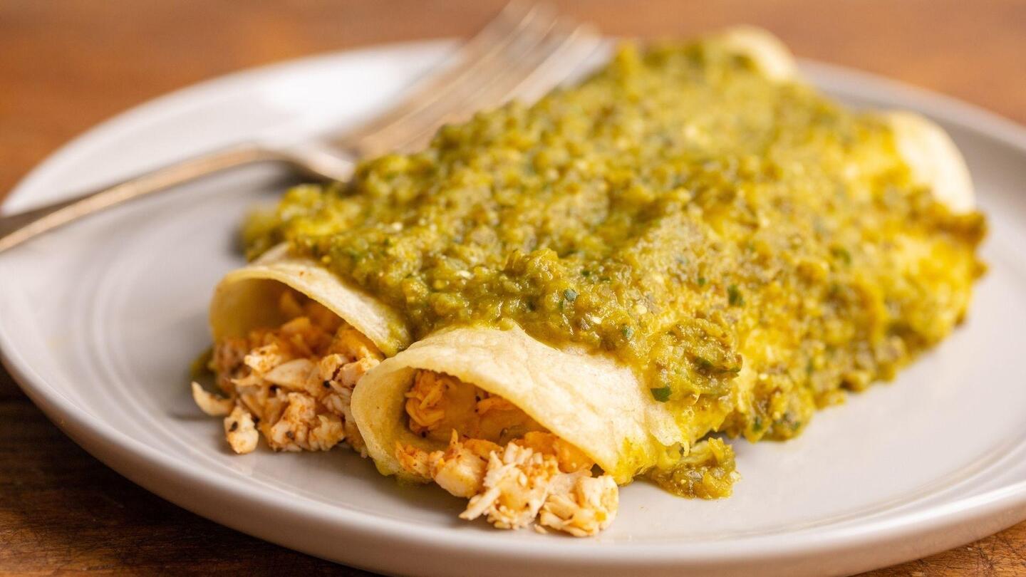 Enchiladas and Molletes: asset-mezzanine-16x9
