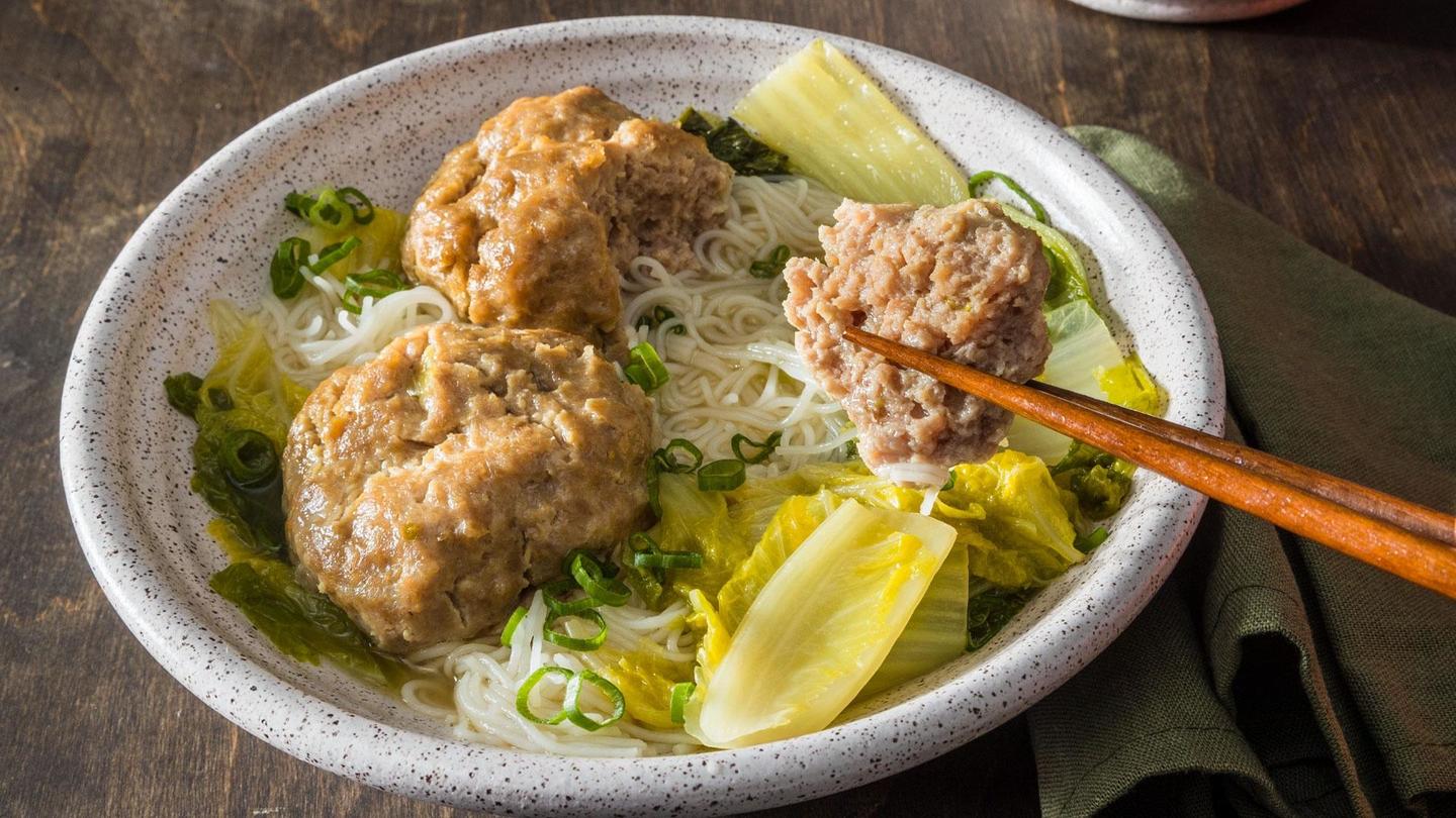 Chinese Noodles and Meatballs: asset-mezzanine-16x9
