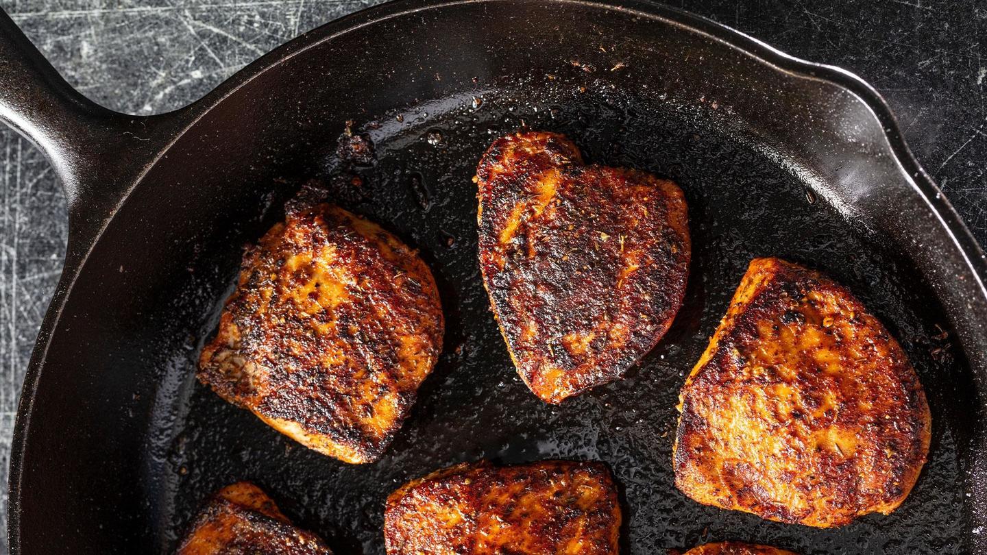 Blackened Chicken and Roasted Okra: asset-mezzanine-16x9