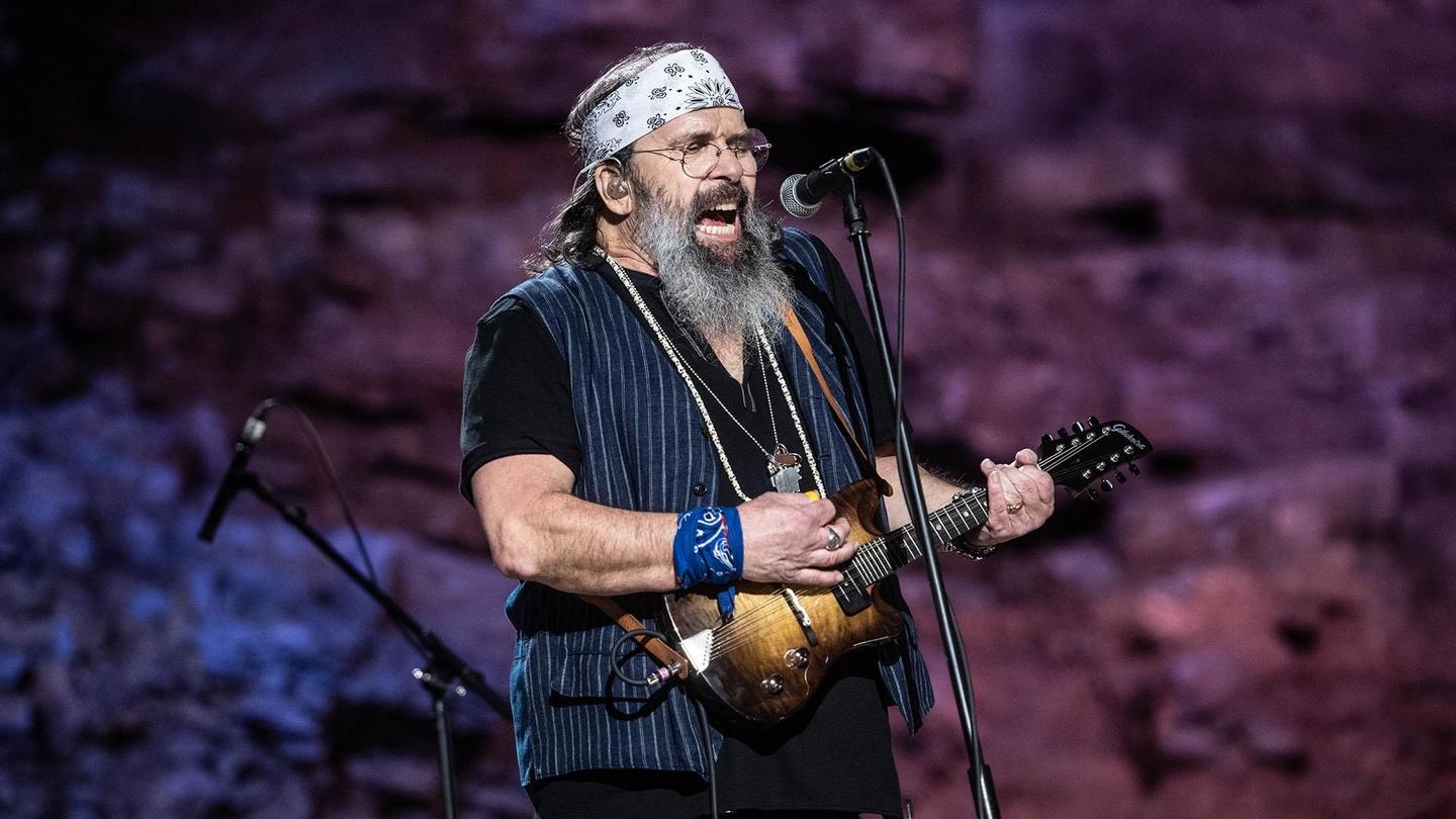 Steve Earle and The Dukes: asset-mezzanine-16x9