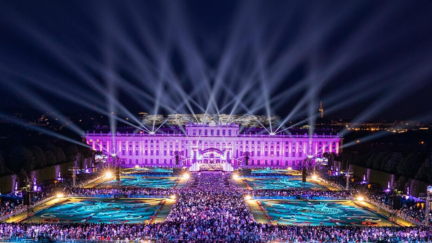 Vienna Philharmonic Summer Night Concert 2023: asset-mezzanine-16x9