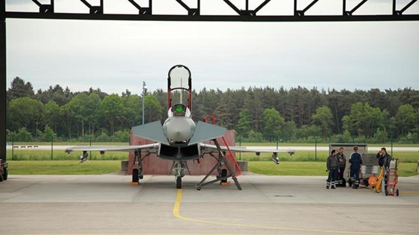 Jet Fighter Me262: asset-mezzanine-16x9