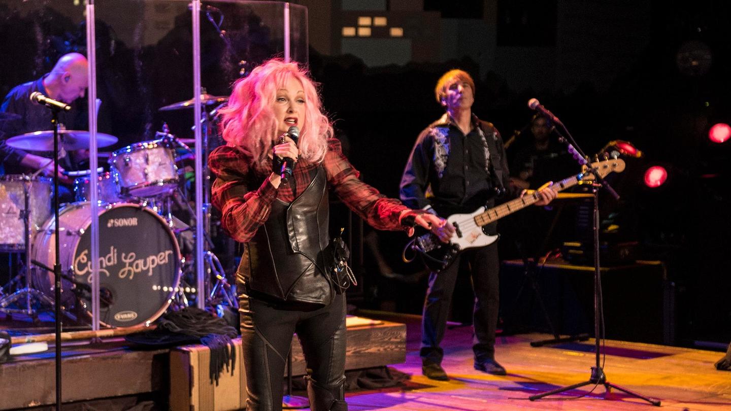 Cyndi Lauper: asset-mezzanine-16x9