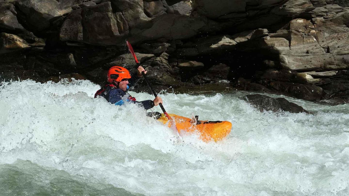 Bhutan – White Water: asset-mezzanine-16x9