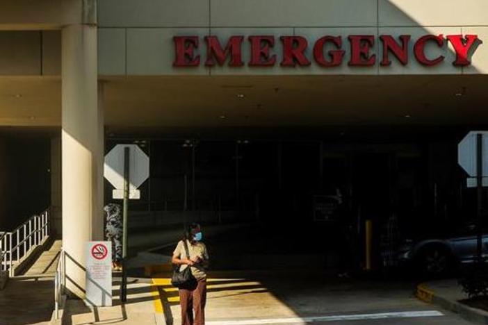 emergency hospital photo