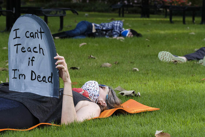 Protesters on the quad at Georgia College and State University Friday. 