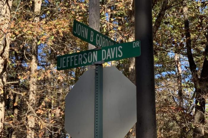 Stone Mountain street signs